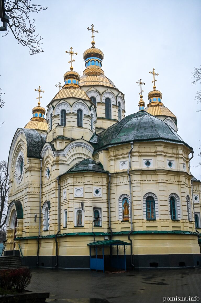 Предстоятель очолив молебень у Воскресенському соборі Рівного з нагоди 130-ліття його освячення