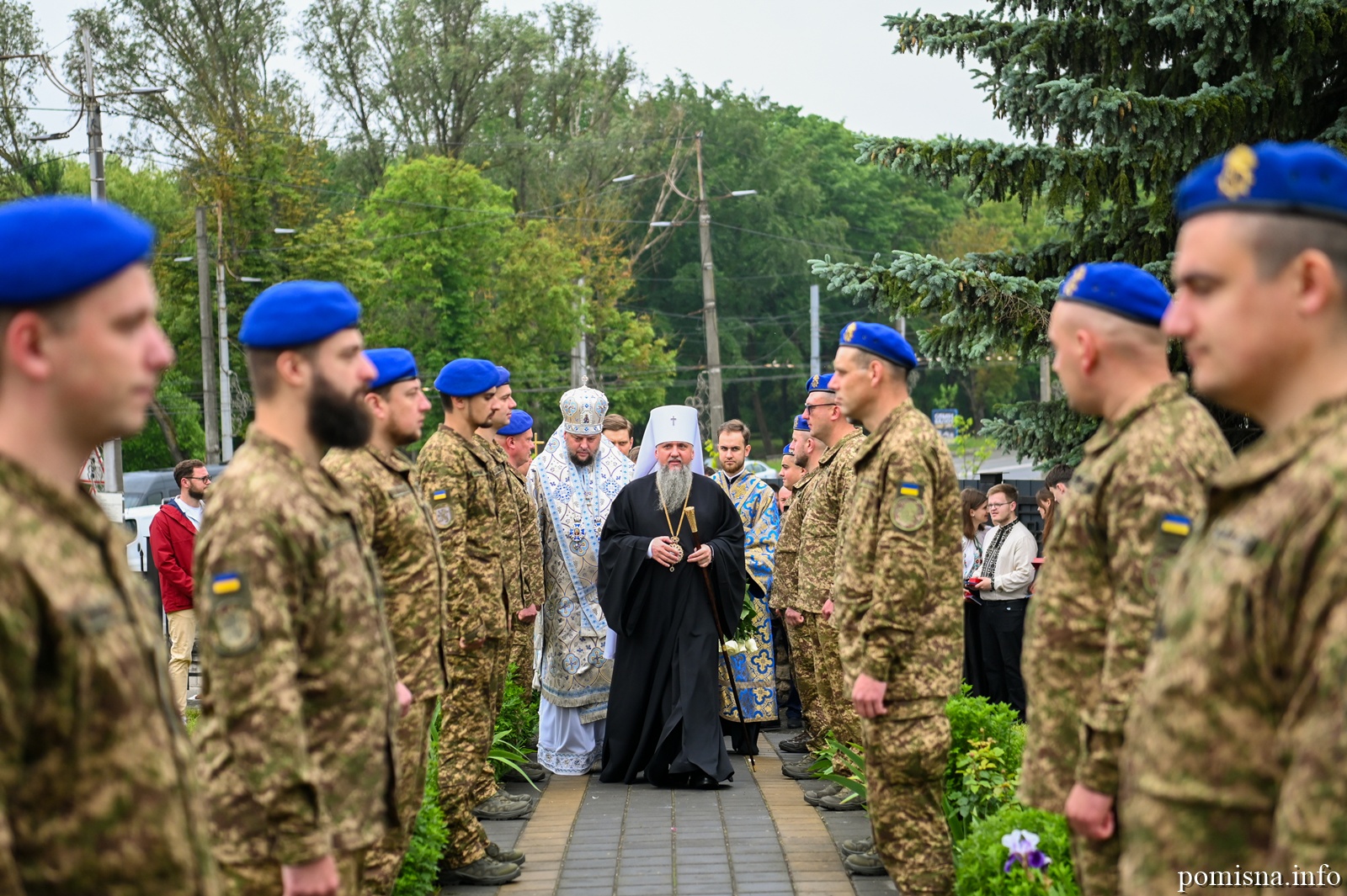 Проповідь Блаженнійшого Митрополита Київського і всієї України Епіфанія в неділю всіх святих та в день вшанування чудотворної Тернопільської ікони Божої Матері Проповідь Блаженнійшого Митрополита Київського і всієї України Епіфанія в неділю всіх святих та в день вшанування чудотворної Тернопільської ікони Божої Матері