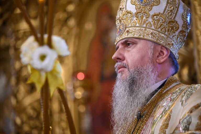 Людина, яка вірить в Бога, повинна мати тверду основу для своєї віри. Такою основою є слово Боже, – Блаженнійший Митрополит Епіфаній
