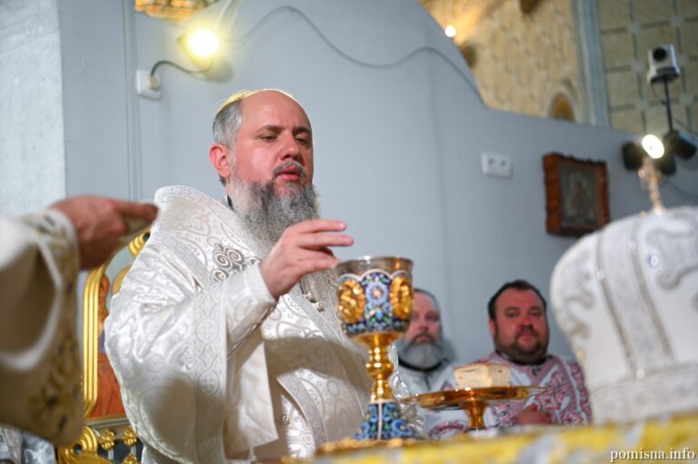 Як свідчить апостол Петро, Спаситель кличе, щоб ми «стали причасниками Божого єства, віддалившись від пануючого в світі розтління» (2 Пет. 1:4), – Блаженнійший Митрополит Епіфаній